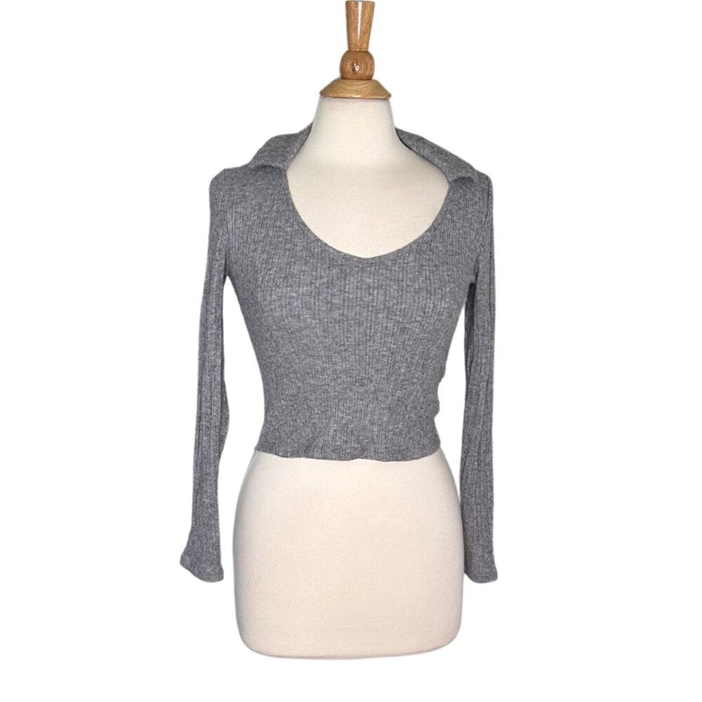 Hollister Light Grey Scoop Neck Collared Cropped Top Ribbed Long Sleeve L35